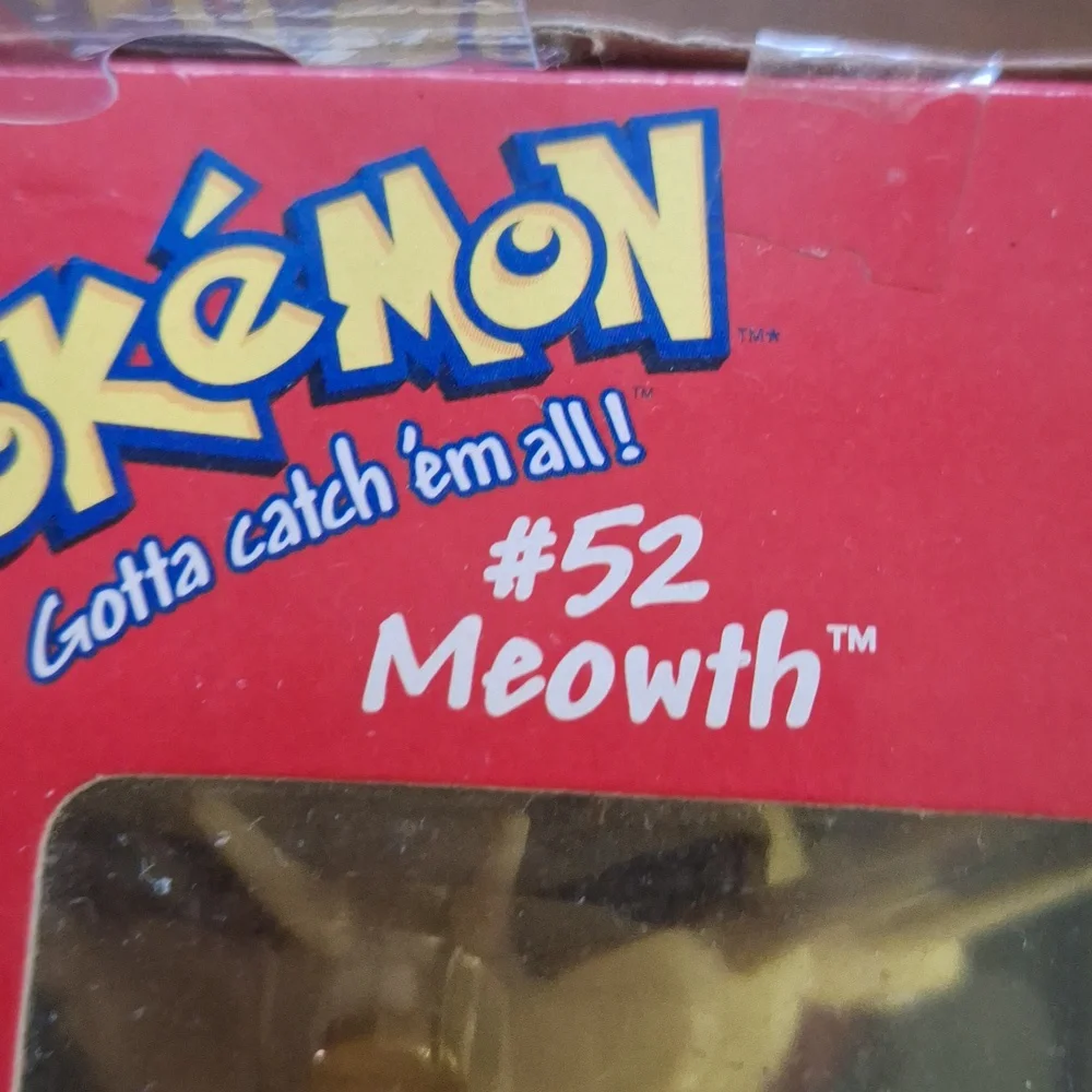 Pokemon Meowth Interactive Toy with Red and Yellow Packaging - Picture 3 of 4